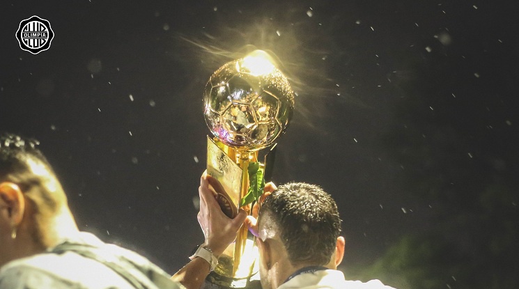 Олимпия Асунсион спечели шампионската титла на Парагвай