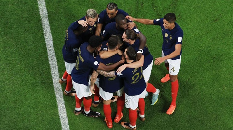 Време е за класика! Англия срещу Франция в спор за място на полуфиналите