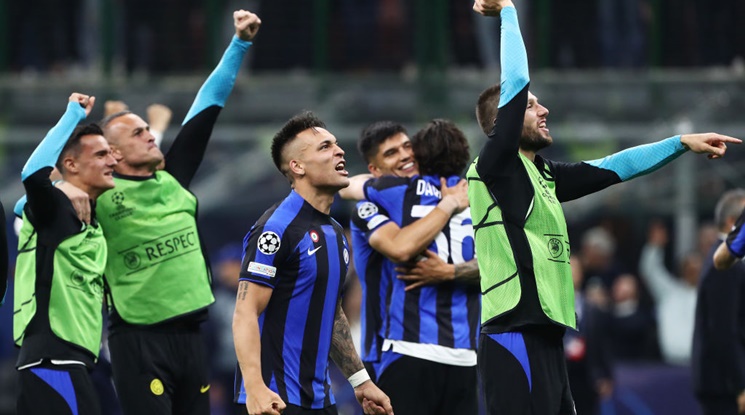 Интер не остави шанс на Милан и мечтае за трофея (видео)